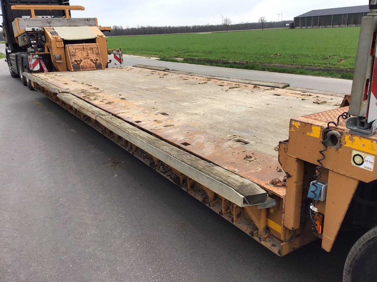 Nooteboom EURO-66-03 - Low loader semi-trailer: picture 4 Nooteboom EURO-66-03 - Low loader semi-trailer: picture 4