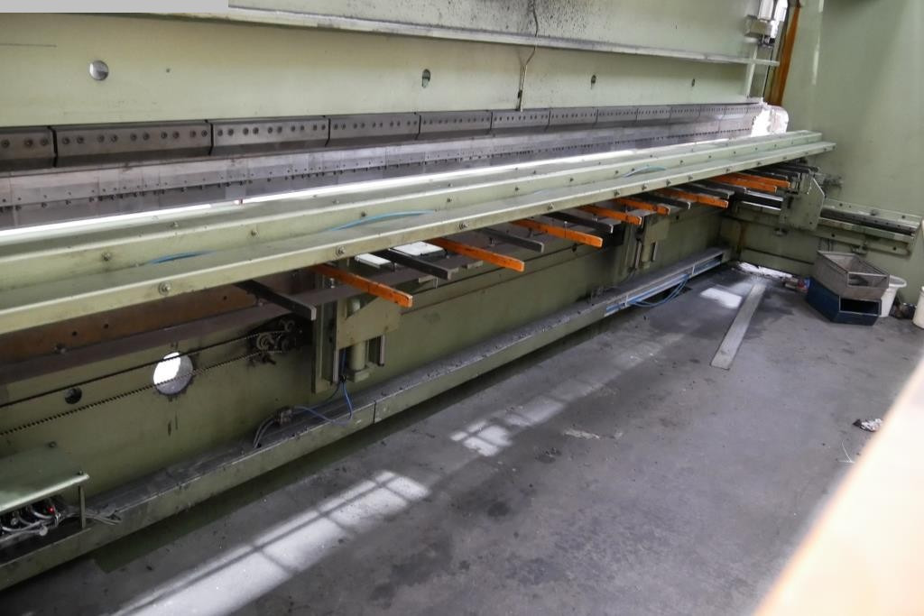 EHT EHP S 320-7250 - Press brake: picture 4 EHT EHP S 320-7250 - Press brake: picture 4