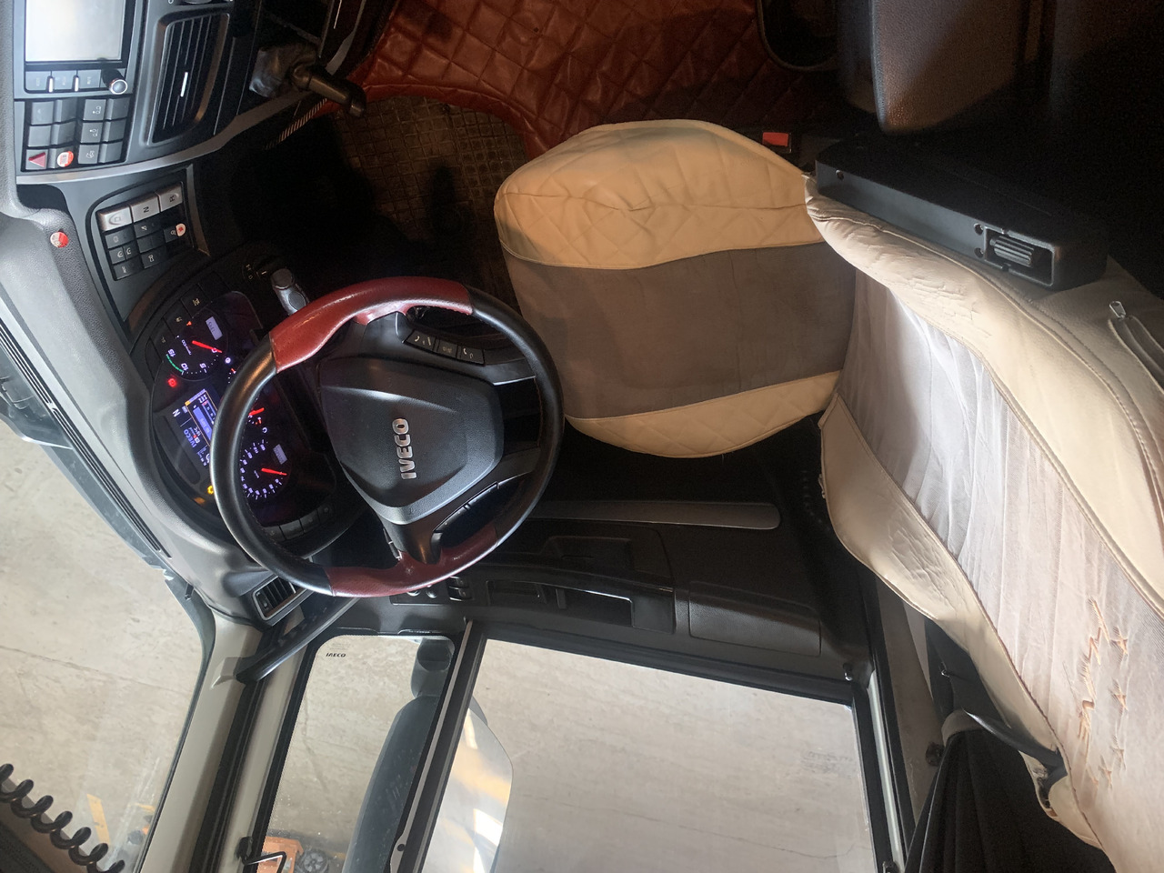 Iveco Stralis 510 AS440STX/P 6X2 2018 Salon Polska on lease Iveco Stralis 510 AS440STX/P 6X2 2018 Salon Polska: picture 27