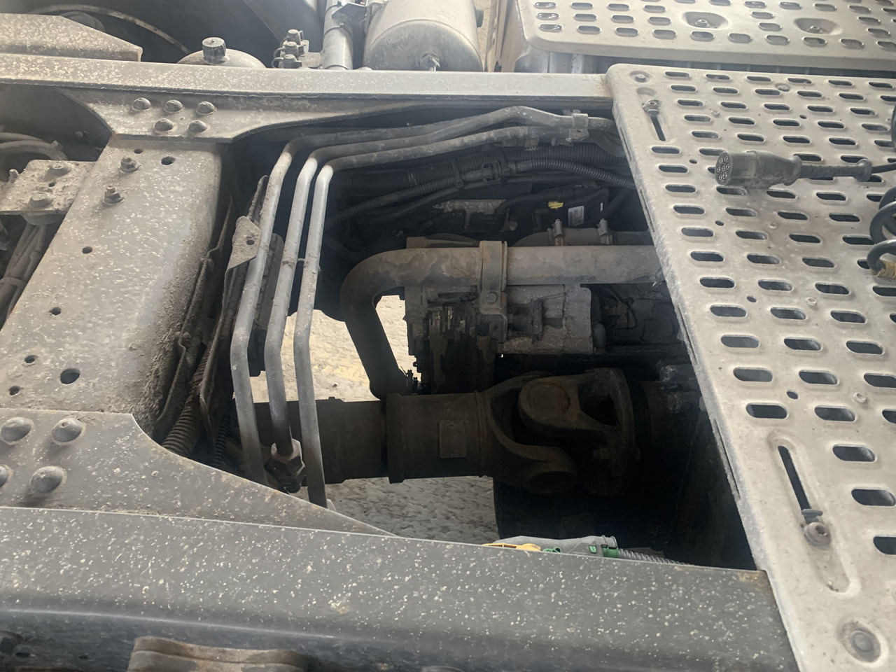 Iveco Stralis 510 AS440STX/P 6X2 2018 Salon Polska on lease Iveco Stralis 510 AS440STX/P 6X2 2018 Salon Polska: picture 12