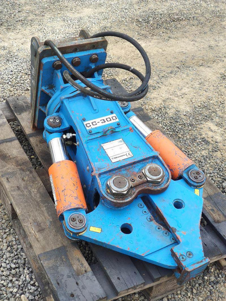 EMB CC300 - Demolition shears: picture 2 EMB CC300 - Demolition shears: picture 2