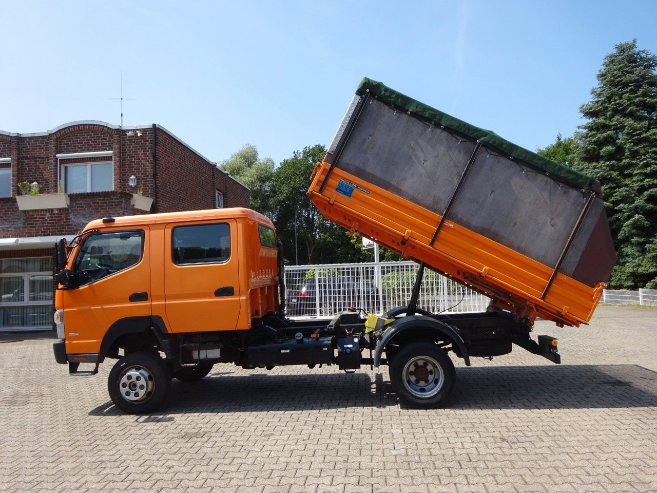 FUSO Canter Doppelkabine MEILLER 3Skipper 4x4 - Tipper van: picture 4 FUSO Canter Doppelkabine MEILLER 3Skipper 4x4 - Tipper van: picture 4