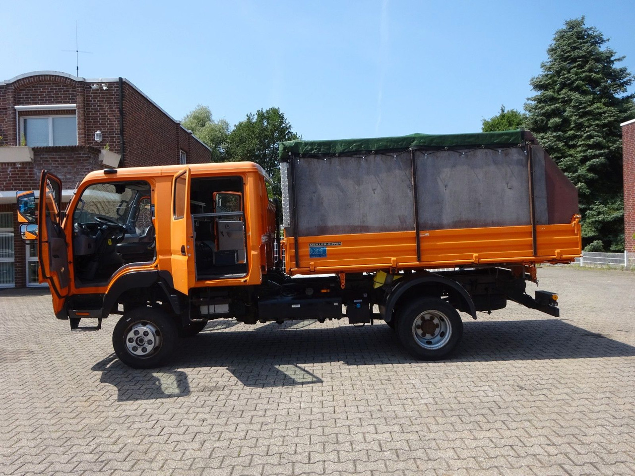 FUSO Canter Doppelkabine MEILLER 3Skipper 4x4 - Tipper van: picture 5 FUSO Canter Doppelkabine MEILLER 3Skipper 4x4 - Tipper van: picture 5