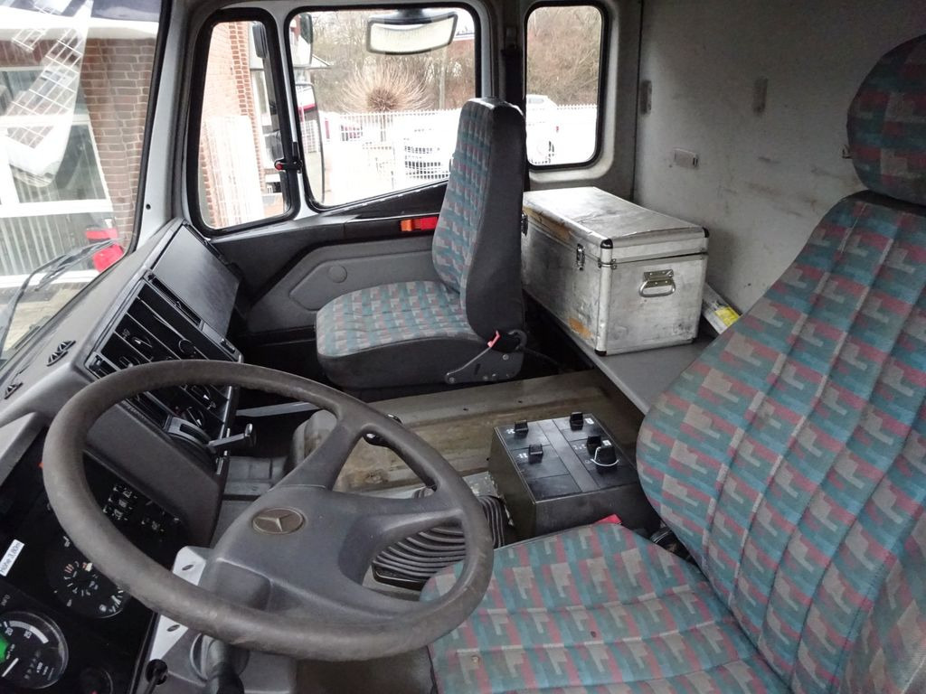 Vacuum truck Mercedes-Benz 2527 Saugbagger. RSP: picture 17