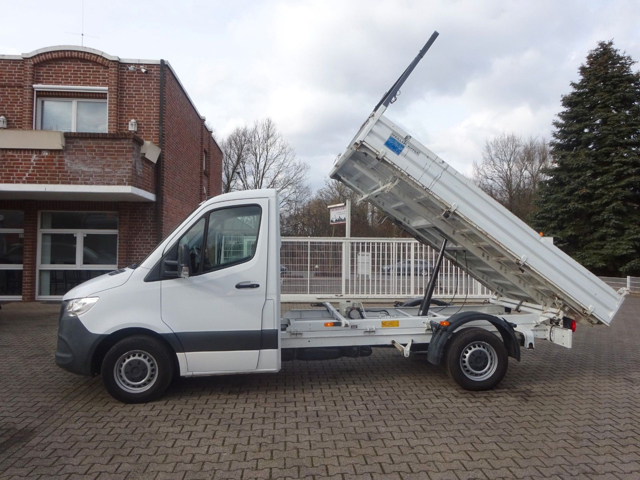 Mercedes-Benz 314 CDI Sprinter MEILLER 3Skipper 4x2 - Tipper van: picture 4 Mercedes-Benz 314 CDI Sprinter MEILLER 3Skipper 4x2 - Tipper van: picture 4