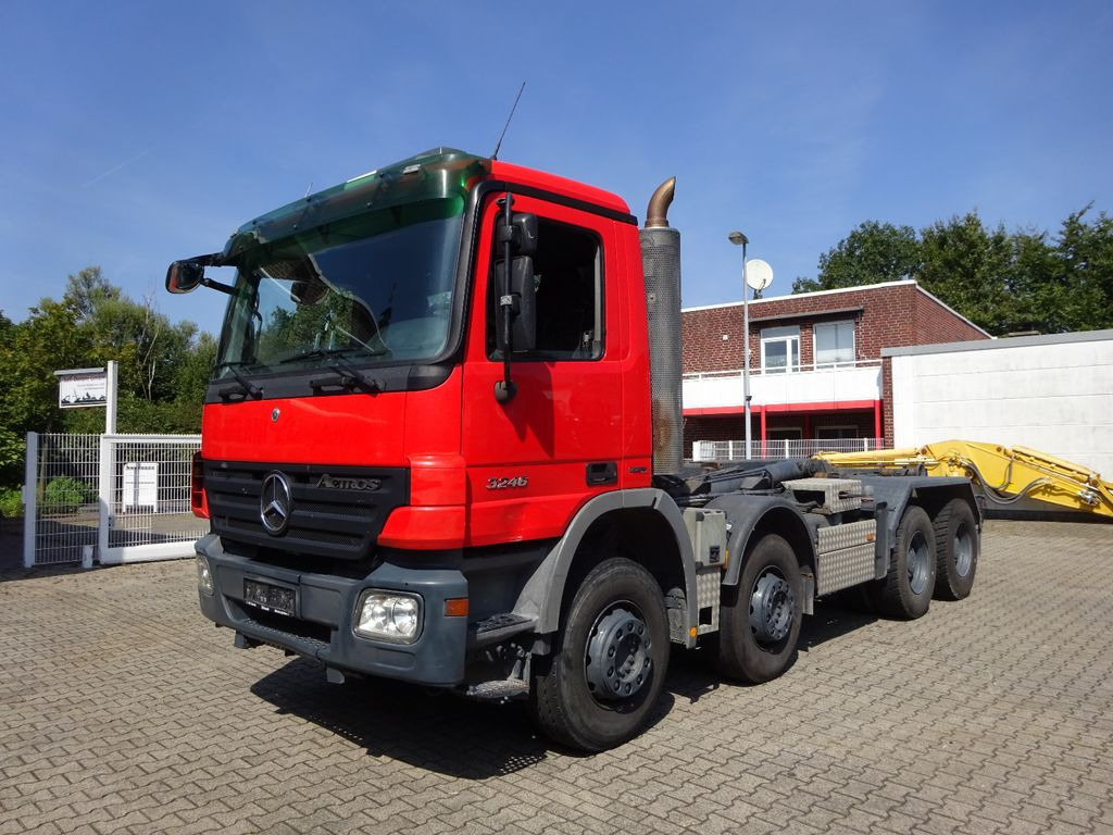 Mercedes-Benz 3246 Actros Abroller K45 8x4 Knickhacken Mercedes-Benz 3246 Actros Abroller K45 8x4 Knickhacken - Hook lift truck: picture 5 Mercedes-Benz 3246 Actros Abroller K45 8x4 Knickhacken Mercedes-Benz 3246 Actros Abroller K45 8x4 Knickhacken - Hook lift truck: picture 5