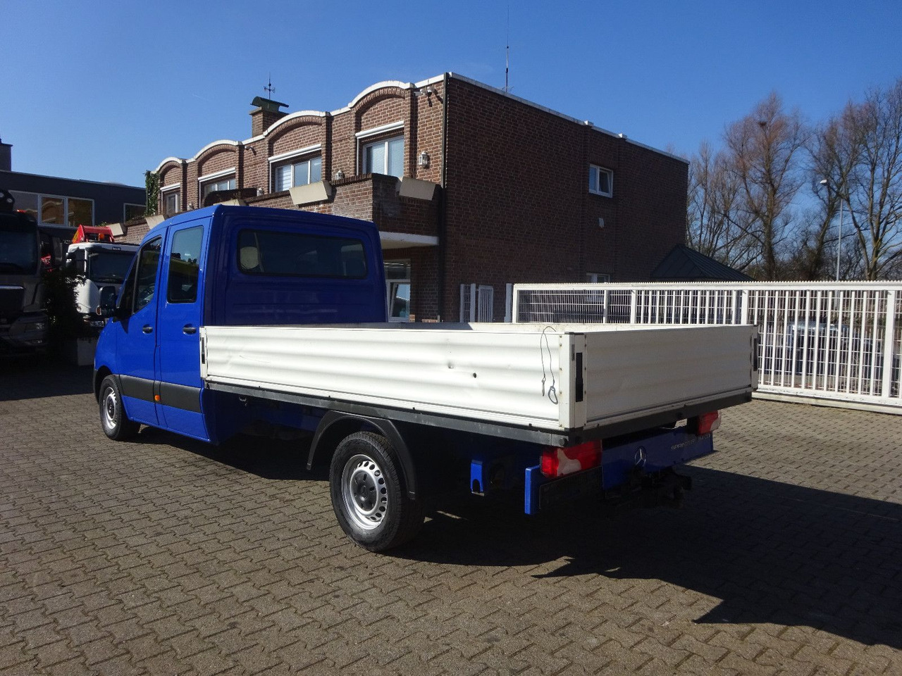 Mercedes-Benz Sprinter 314 CDI Pritsche Doppelkabiene 4x2 - Flatbed van, Combi van: picture 3 Mercedes-Benz Sprinter 314 CDI Pritsche Doppelkabiene 4x2 - Flatbed van, Combi van: picture 3