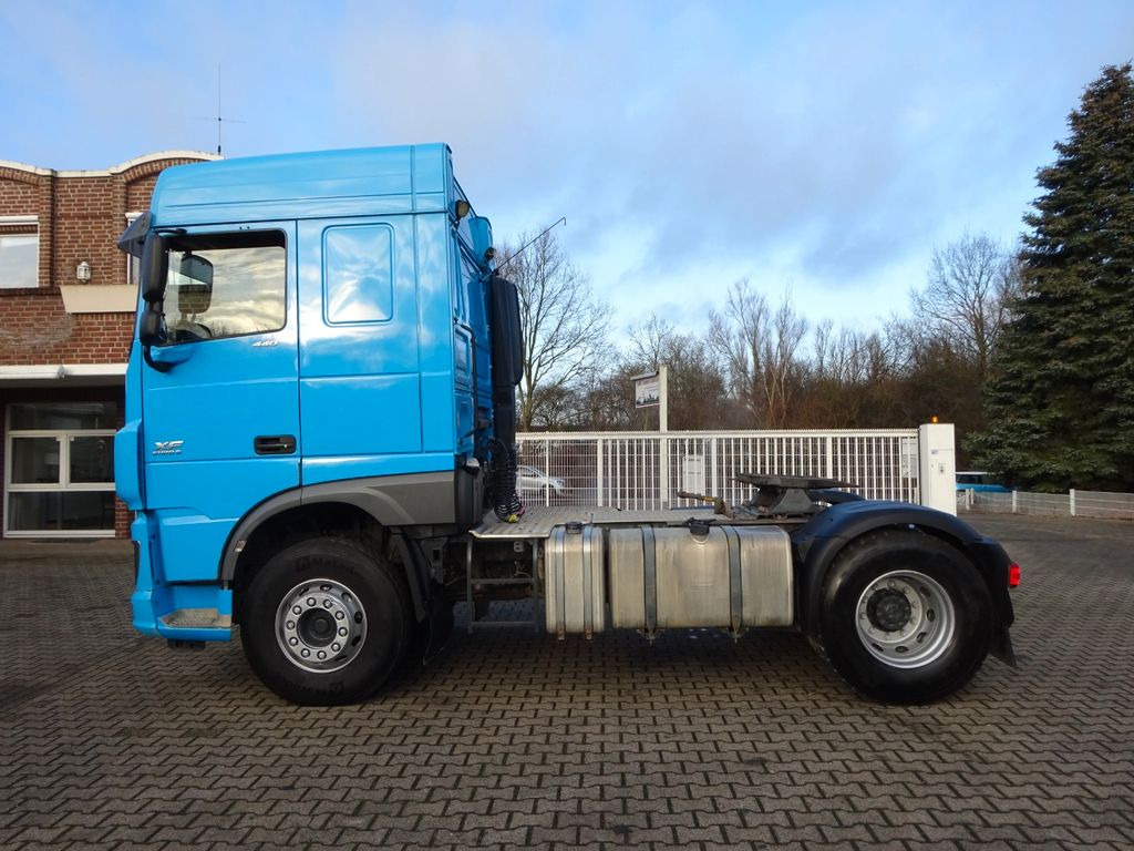 DAF XF 440 + Hydrl. Pumpe 4x2 DAF XF 440 + Kipphydraulik - Tractor unit: picture 3 DAF XF 440 + Hydrl. Pumpe 4x2 DAF XF 440 + Kipphydraulik - Tractor unit: picture 3