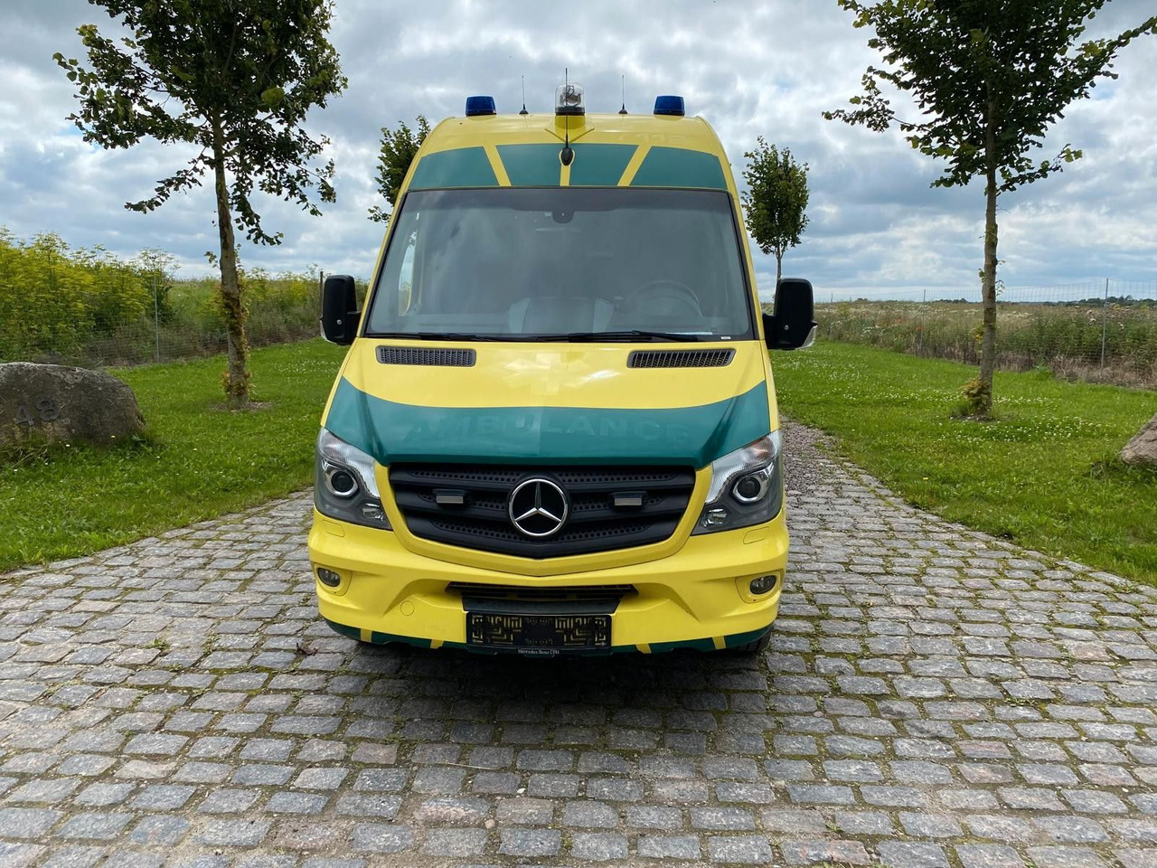 Mercedes-Benz Sprinter 519 CDI MAXI +Lift *20 000€ netto - Ambulance: picture 2 Mercedes-Benz Sprinter 519 CDI MAXI +Lift *20 000€ netto - Ambulance: picture 2