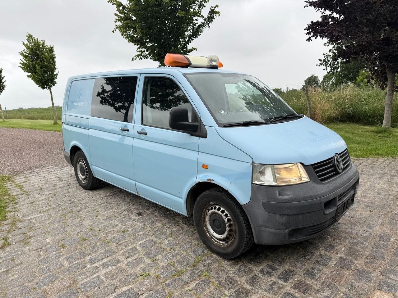 Volkswagen T5 Transporter 2.5 TDI 4Motion 4x4 *5520€ netto - Small van: picture 1 Volkswagen T5 Transporter 2.5 TDI 4Motion 4x4 *5520€ netto - Small van: picture 1