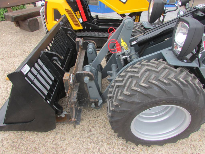 Giant G 1500 X-tra HD Canopy 29.900 EUR - Wheel loader: picture 4 Giant G 1500 X-tra HD Canopy 29.900 EUR - Wheel loader: picture 4