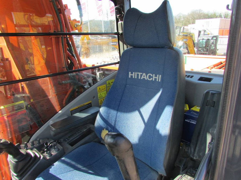 Wheel excavator Hitachi ZX 140 W-3 Mobilbagger 48.000 EUR / Klima: picture 14