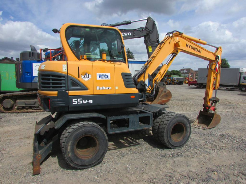 Hyundai Robex 55 W-9 Mobilbagger 34.000 EUR - Wheel excavator: picture 4 Hyundai Robex 55 W-9 Mobilbagger 34.000 EUR - Wheel excavator: picture 4