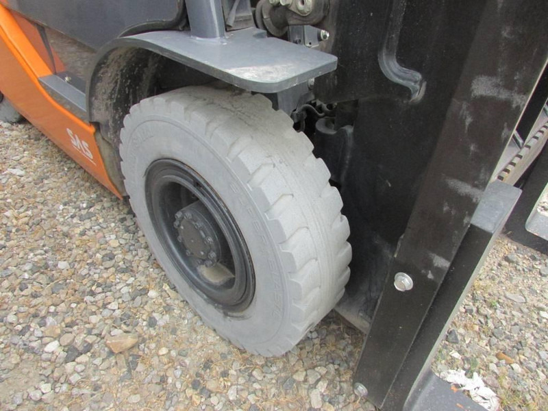 Toyota 02-8 FGF 25 Tonero 25 Gas Stapler 7.500 EUR - LPG forklift: picture 4 Toyota 02-8 FGF 25 Tonero 25 Gas Stapler 7.500 EUR - LPG forklift: picture 4