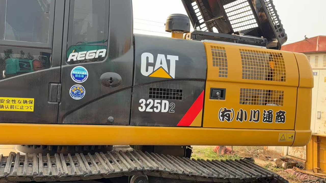 CATERPILLAR 325D2 - Crawler excavator: picture 3 CATERPILLAR 325D2 - Crawler excavator: picture 3
