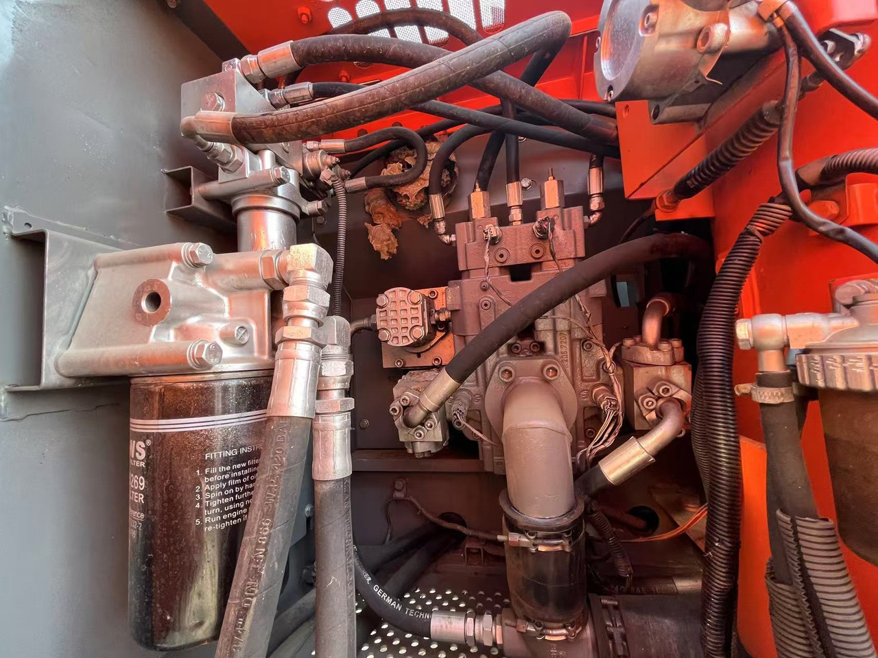 HITACHI ZX160 - Crawler excavator: picture 5 HITACHI ZX160 - Crawler excavator: picture 5