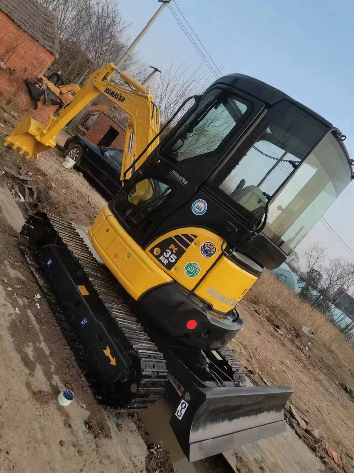 KOMATSU PC 35 MR - Mini excavator: picture 2 KOMATSU PC 35 MR - Mini excavator: picture 2