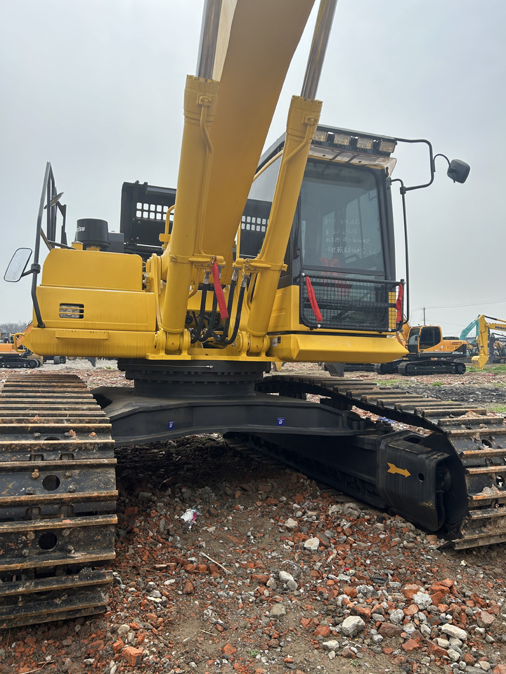 KOMATSU PC450-8 - Crawler excavator: picture 4 KOMATSU PC450-8 - Crawler excavator: picture 4