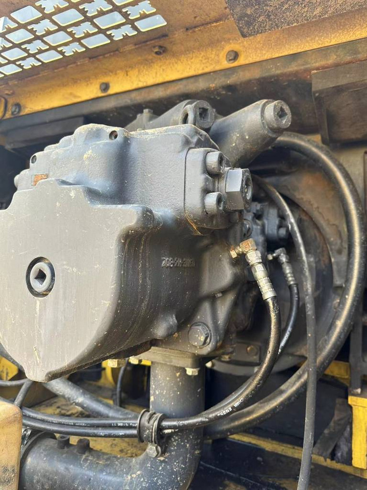 Komatsu PC 400-8 - Crawler excavator: picture 4 Komatsu PC 400-8 - Crawler excavator: picture 4