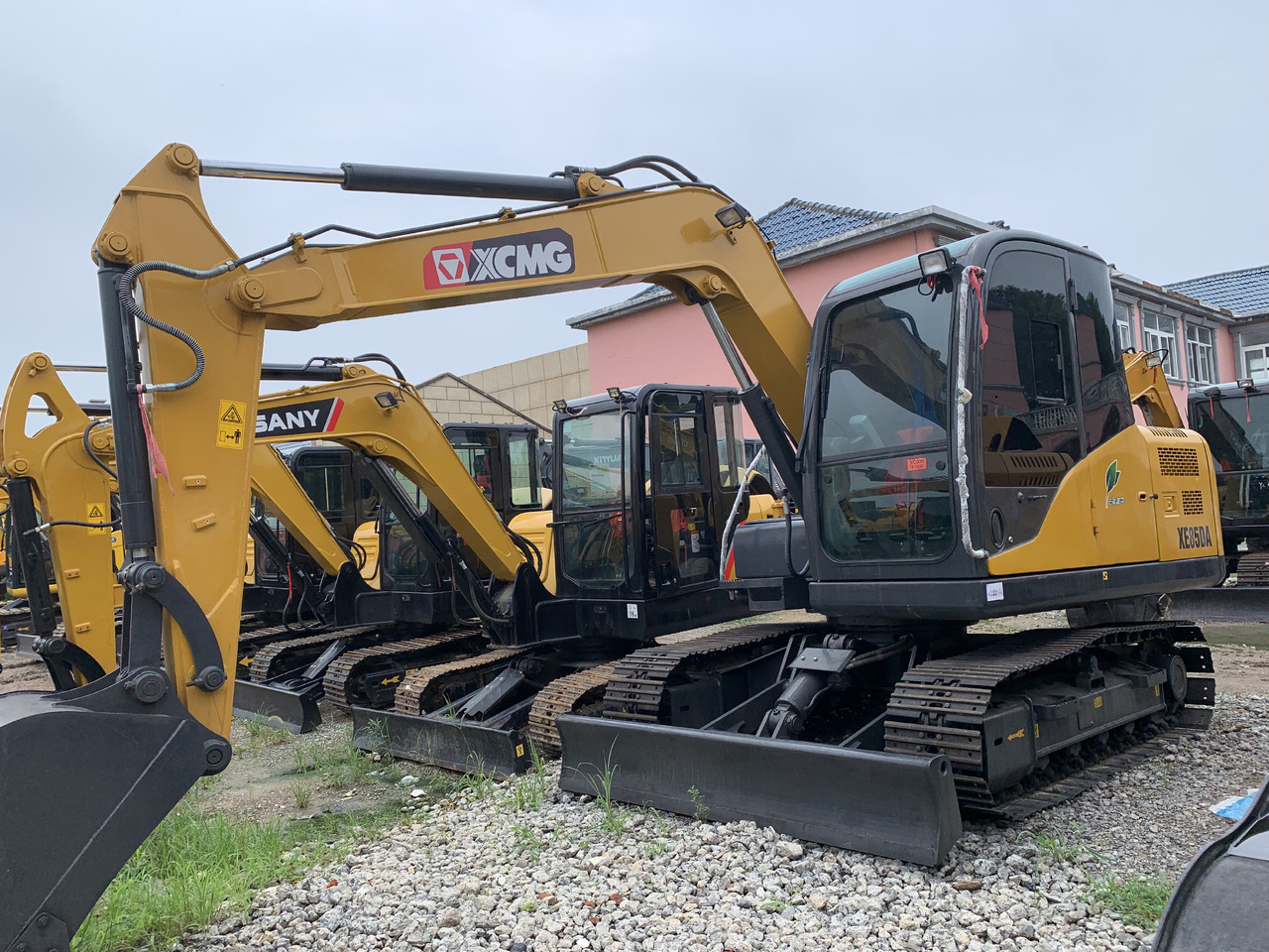 XCMG XE 85DA - Mini excavator: picture 1 XCMG XE 85DA - Mini excavator: picture 1