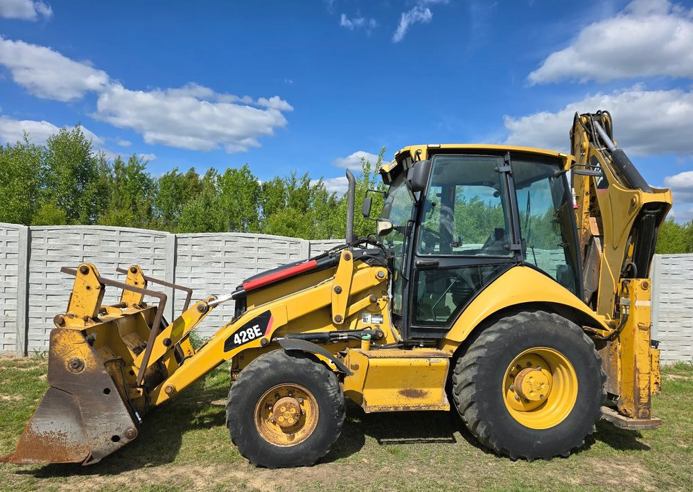 Backhoe loader Caterpillar: picture 8
