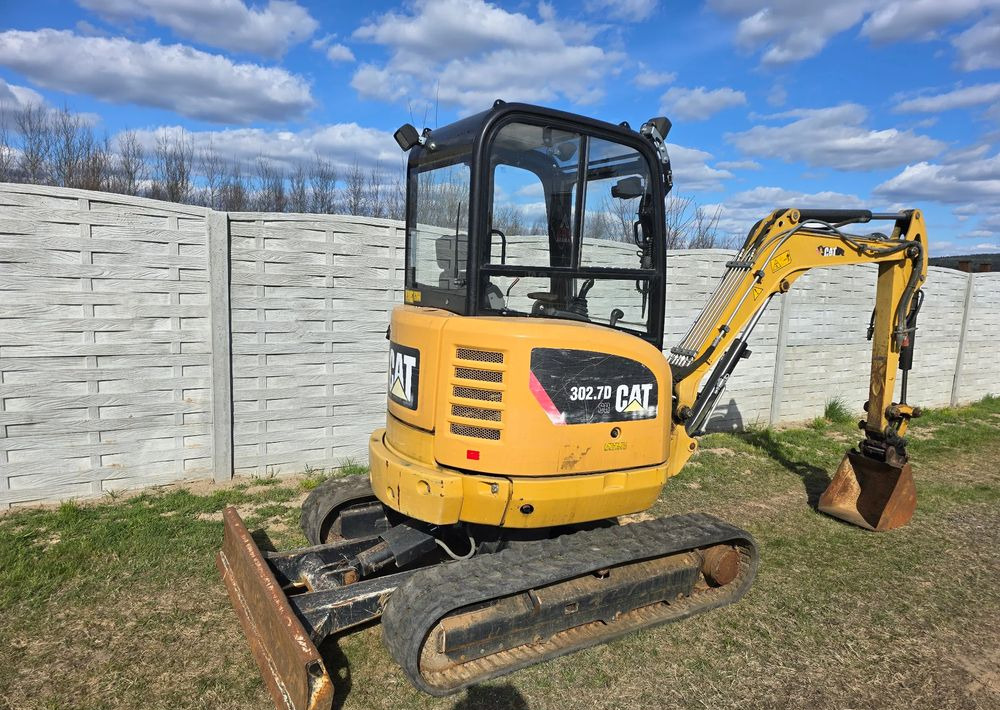 Caterpillar - Mini excavator: picture 3 Caterpillar - Mini excavator: picture 3