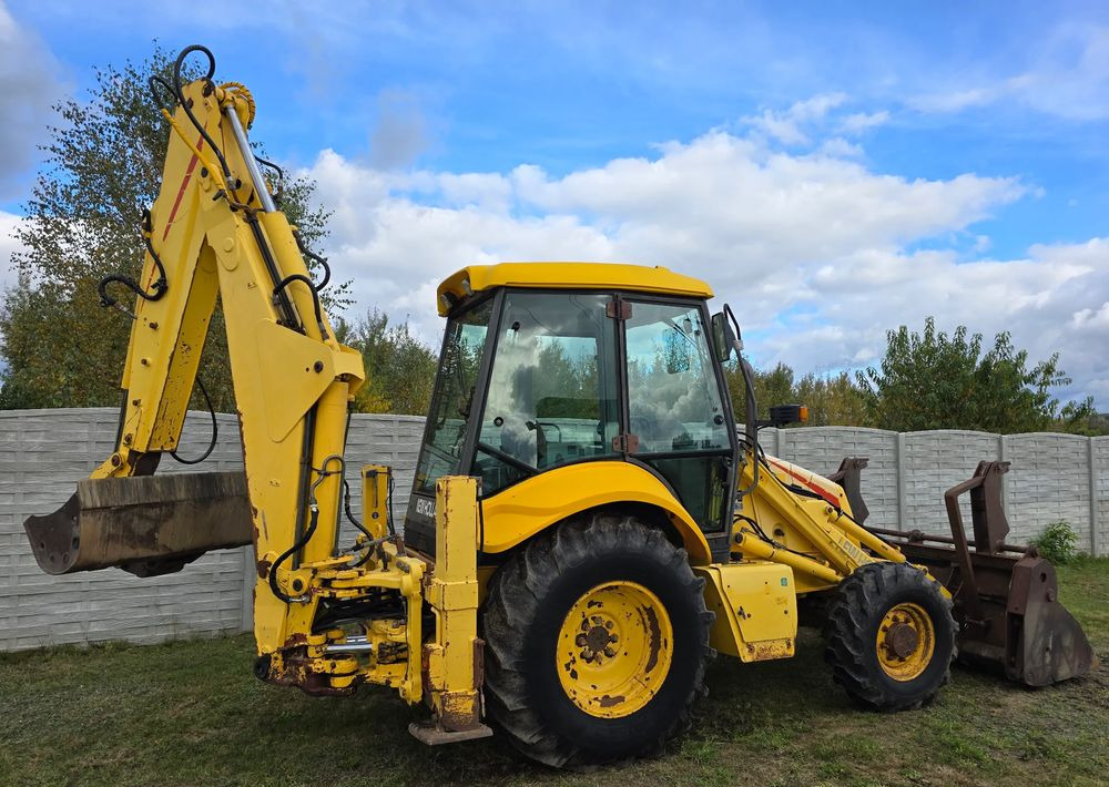 Backhoe loader New Holland: picture 7