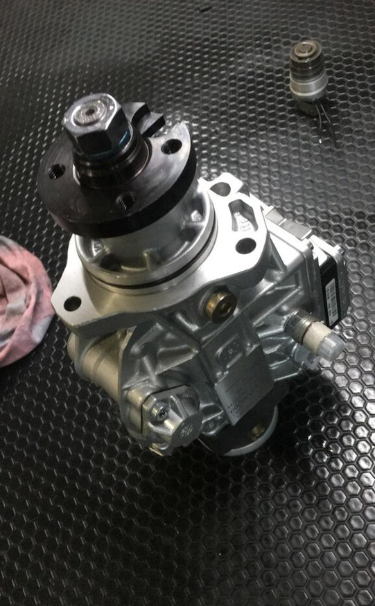 Bosch 2023 0470006009   Perkins - Fuel pump for Truck: picture 3 Bosch 2023 0470006009   Perkins - Fuel pump for Truck: picture 3