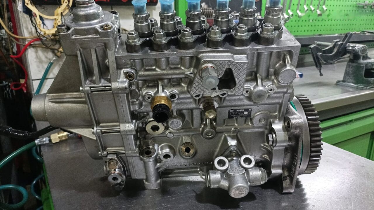 Bosch TGA 0402796210 MAN Tga 410 - Fuel pump for Truck: picture 1 Bosch TGA 0402796210 MAN Tga 410 - Fuel pump for Truck: picture 1