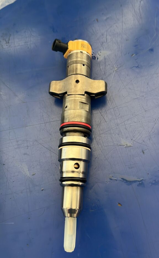 Caterpillar 2023 387-9433 Caterpillar truck - Injector for Truck: picture 3 Caterpillar 2023 387-9433 Caterpillar truck - Injector for Truck: picture 3