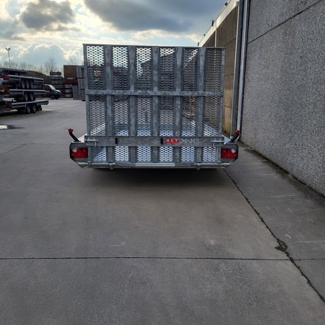HULCO TERRAX-2 3500 - Low loader trailer: picture 2 HULCO TERRAX-2 3500 - Low loader trailer: picture 2
