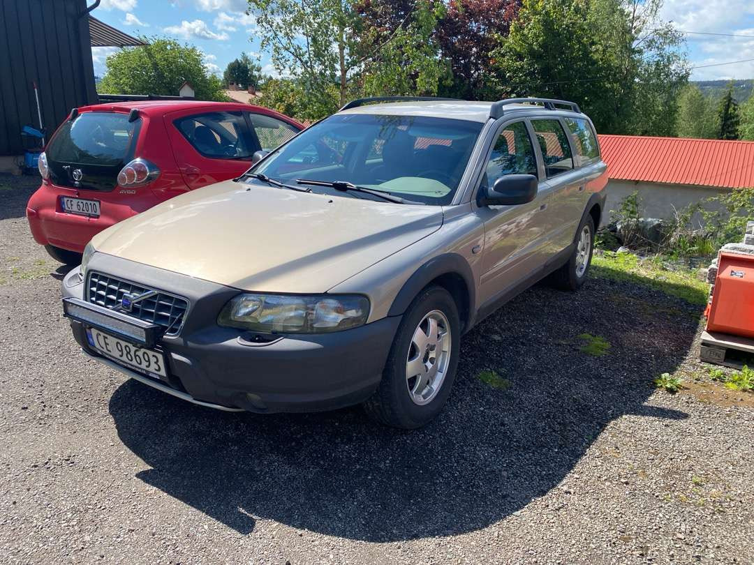 2001 Volvo XC70 EU-GODKJENT (rep.-objekt) - Car: picture 1 2001 Volvo XC70 EU-GODKJENT (rep.-objekt) - Car: picture 1