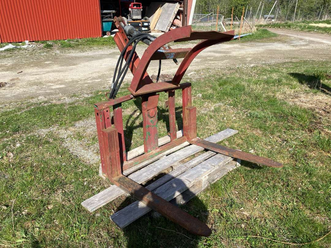 Gaffel med klype rep objekt - Attachment for Construction machinery: picture 3 Gaffel med klype rep objekt - Attachment for Construction machinery: picture 3