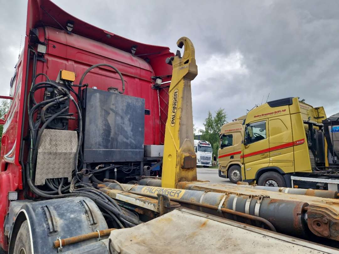 Hook lift truck Scania R580 Brøytebil med sideplog og hydraulisk saltsystem: picture 5