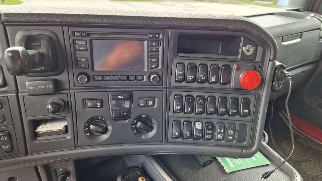 Hook lift truck Scania R580 Brøytebil med sideplog og hydraulisk saltsystem: picture 13