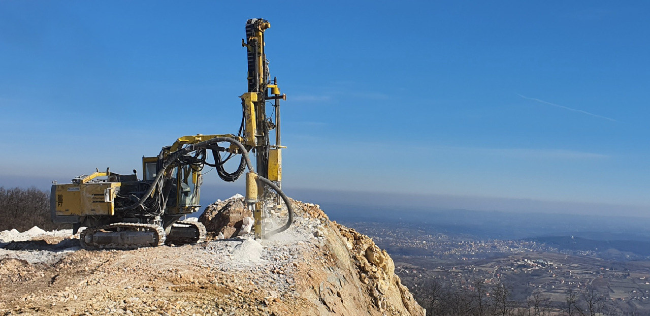 Atlas Copco F7-10 - Drilling rig: picture 1 Atlas Copco F7-10 - Drilling rig: picture 1