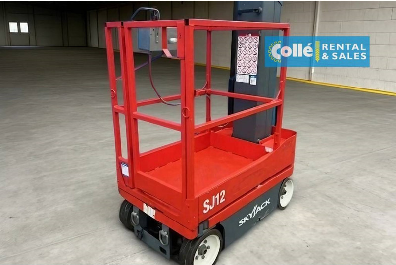 Skyjack SJ 12 | 2013 - Scissor lift: picture 4 Skyjack SJ 12 | 2013 - Scissor lift: picture 4