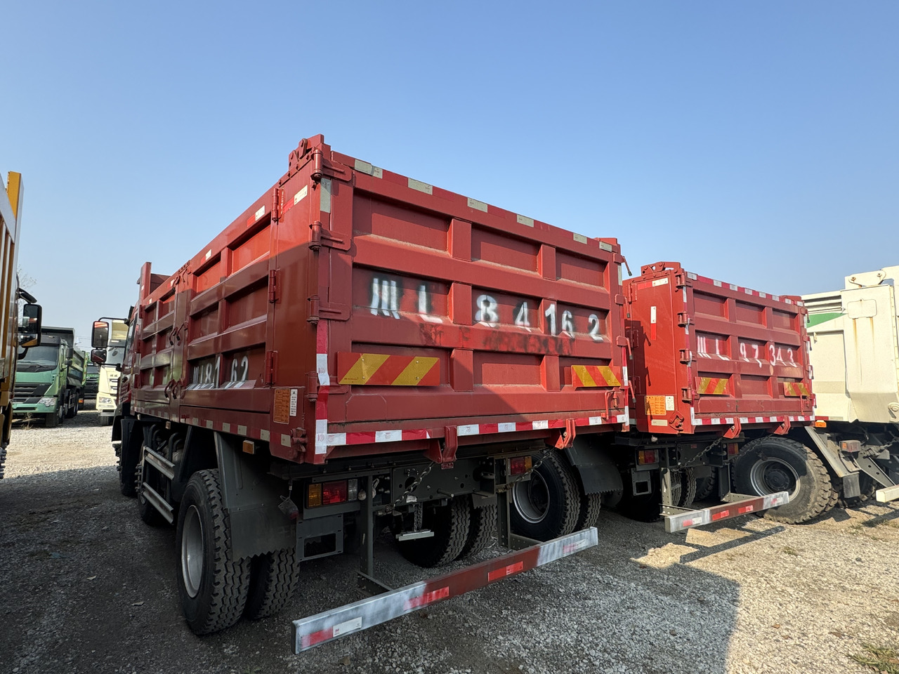 SINOTRUCK HOWO - Tipper: picture 4 SINOTRUCK HOWO - Tipper: picture 4