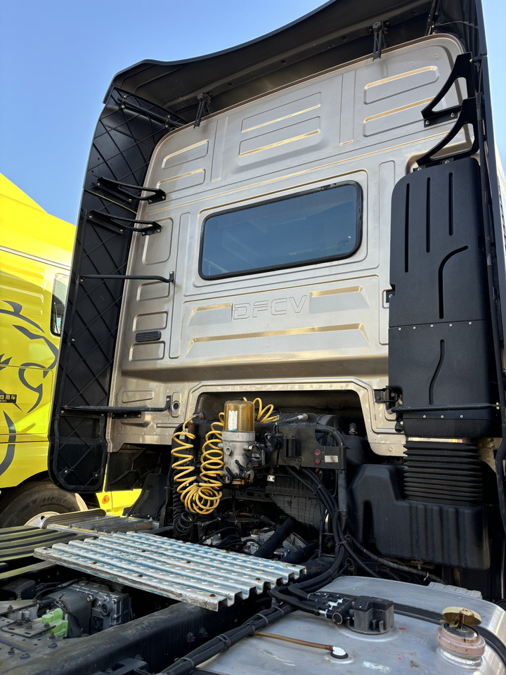 Tractor unit DONGFENG KX: picture 6