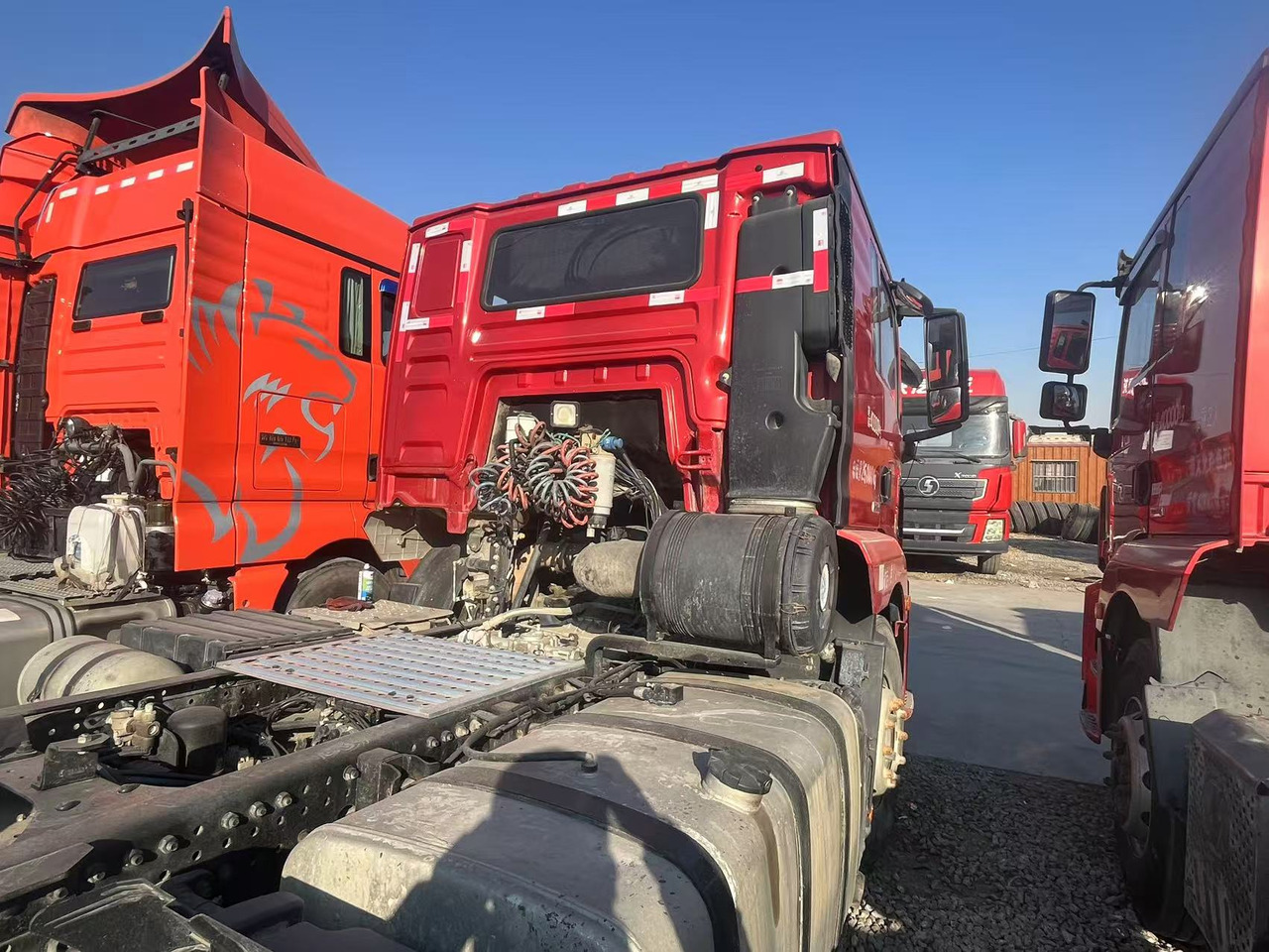 FAW - Tractor unit: picture 5 FAW - Tractor unit: picture 5
