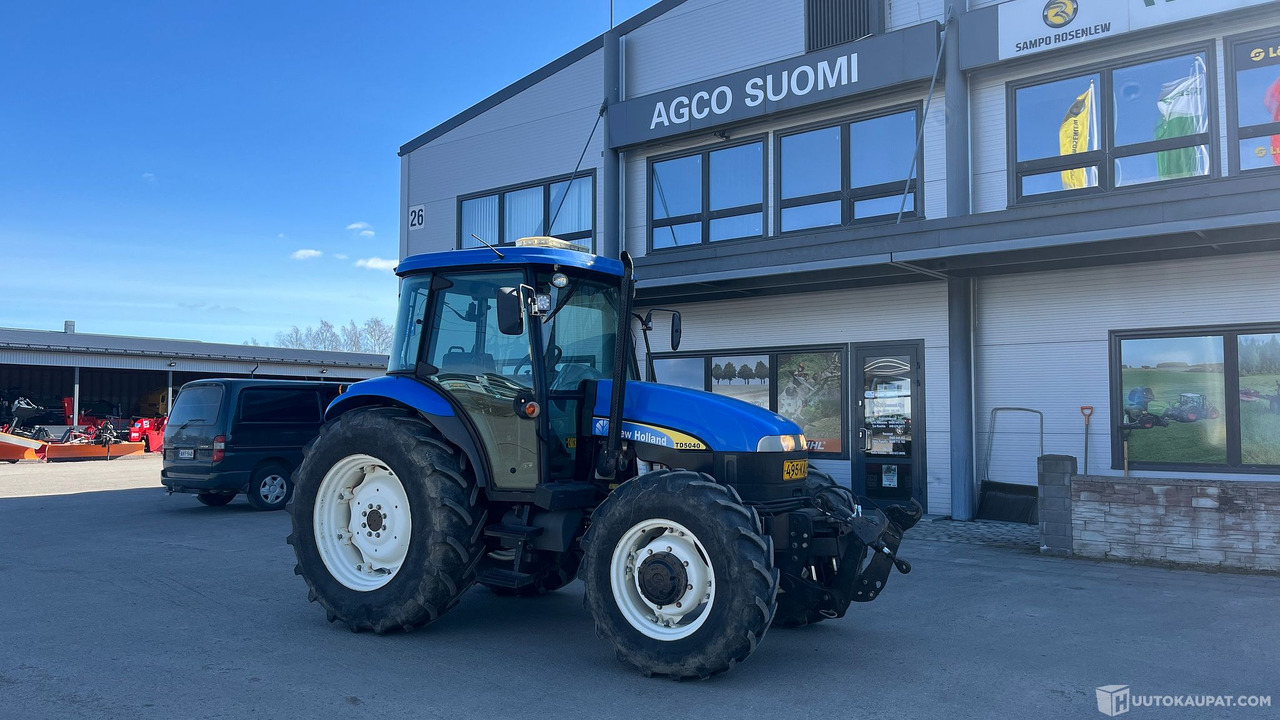New Holland 5040, 2012, 2 200 h, Kouvola - Agricultural machinery: picture 2 New Holland 5040, 2012, 2 200 h, Kouvola - Agricultural machinery: picture 2