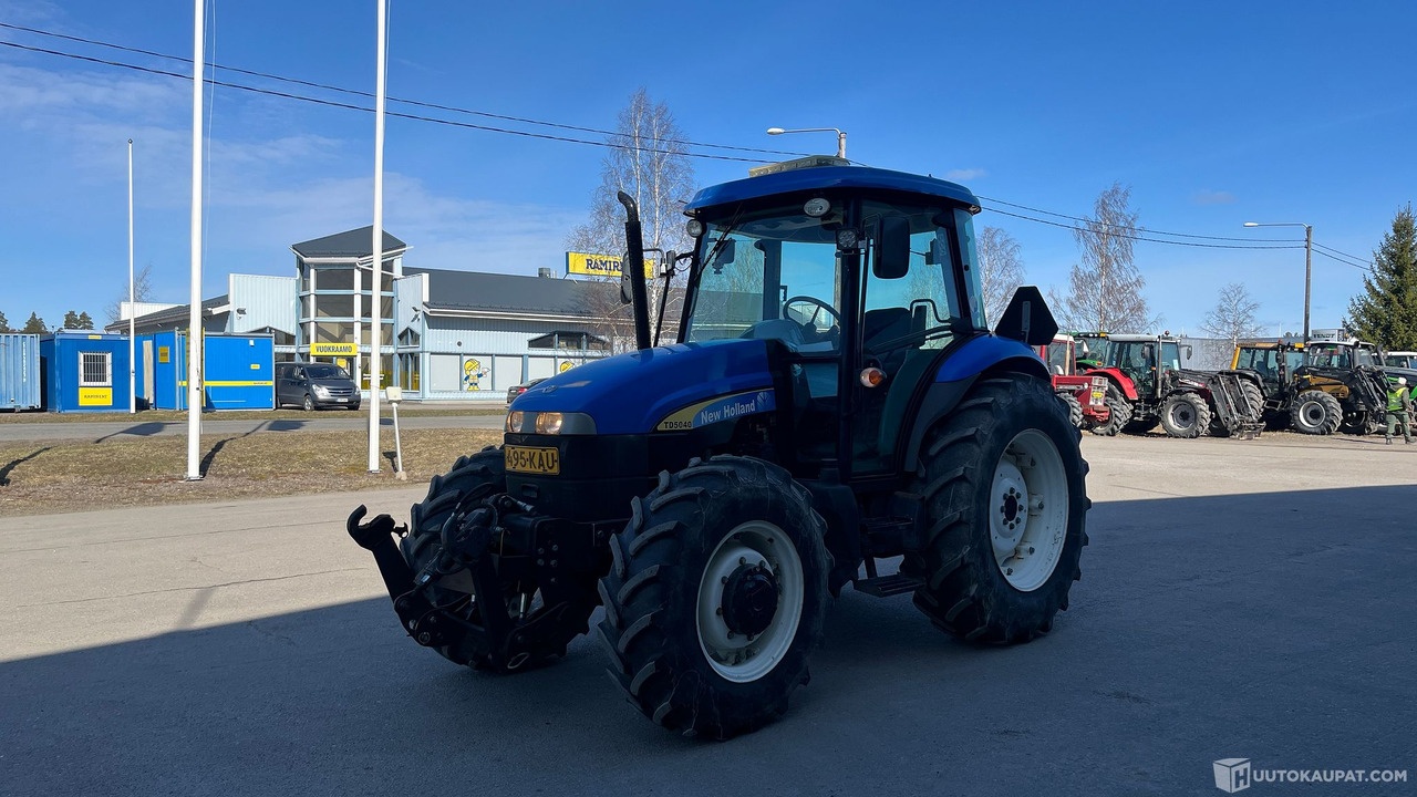 New Holland 5040, 2012, 2 200 h, Kouvola - Agricultural machinery: picture 4 New Holland 5040, 2012, 2 200 h, Kouvola - Agricultural machinery: picture 4