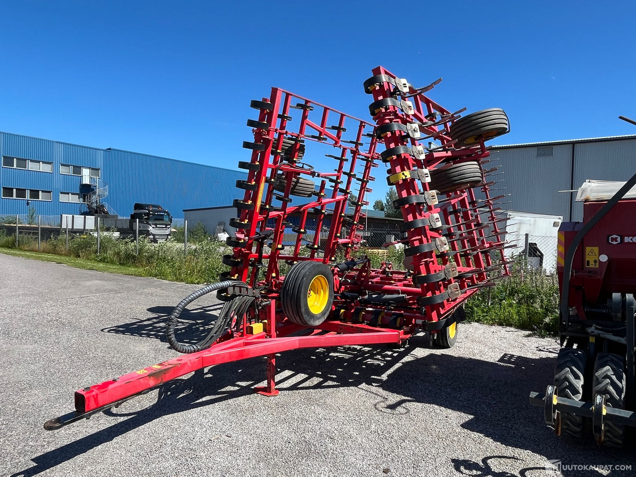 Väderstad NZ Aggressive NZA 800, siistikuntoinen äes, 2011, Salo - Agricultural machinery: picture 3 Väderstad NZ Aggressive NZA 800, siistikuntoinen äes, 2011, Salo - Agricultural machinery: picture 3