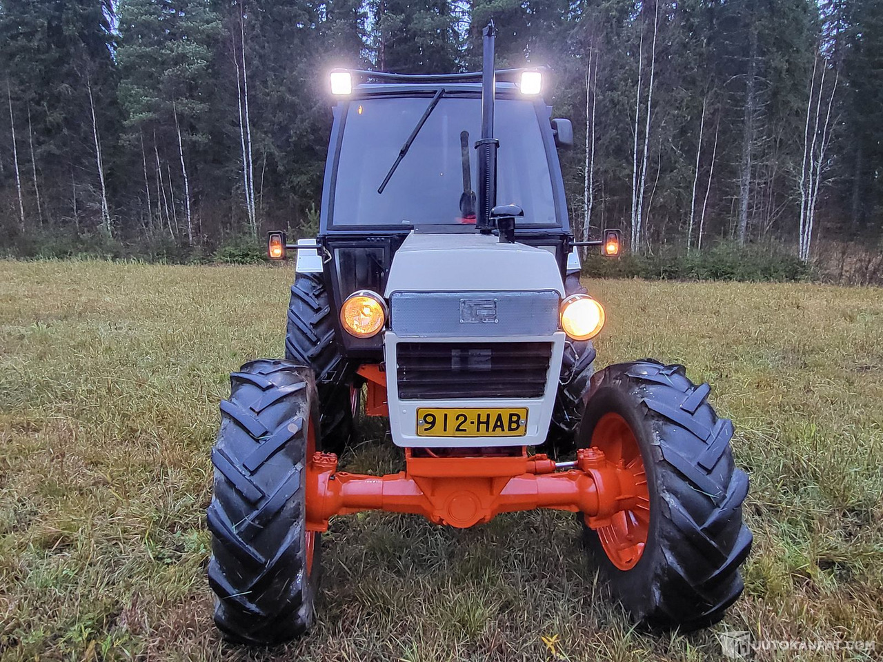 Case 1390, 1984, Kankaanpää - Farm tractor: picture 5 Case 1390, 1984, Kankaanpää - Farm tractor: picture 5