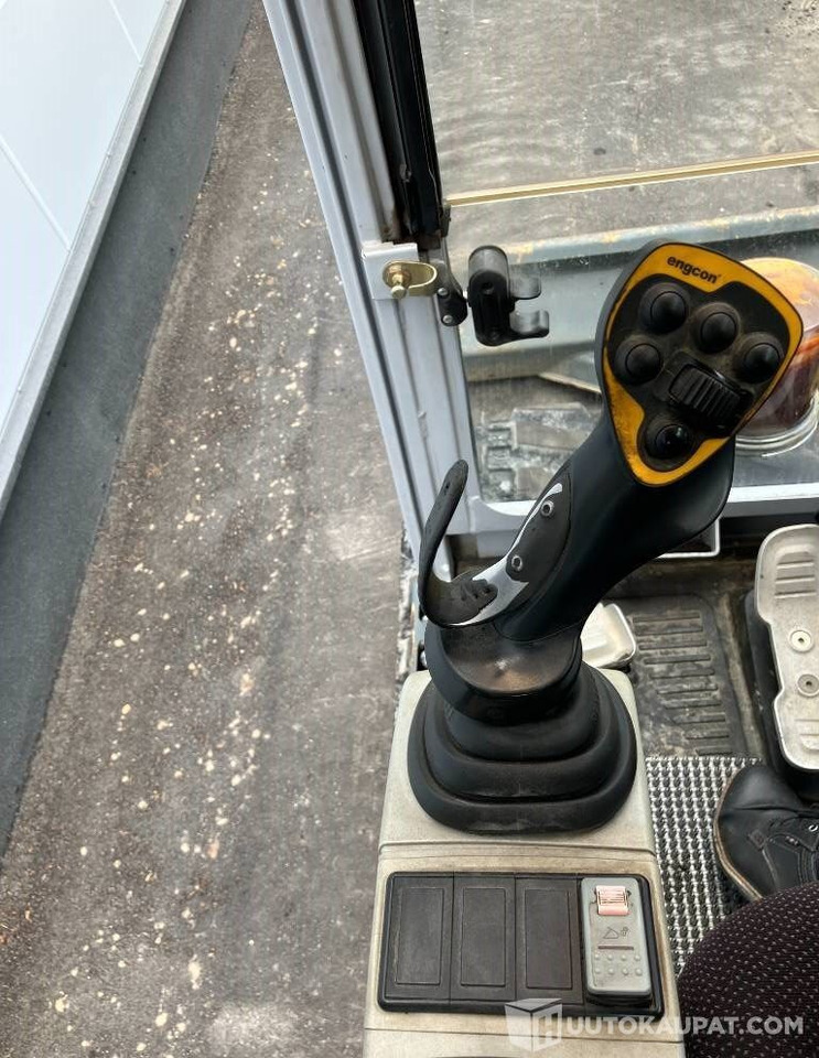 Construction machinery Wacker Neuson 8003-2, 2014, 5 260 h Kaivinkone, Vantaa: picture 14