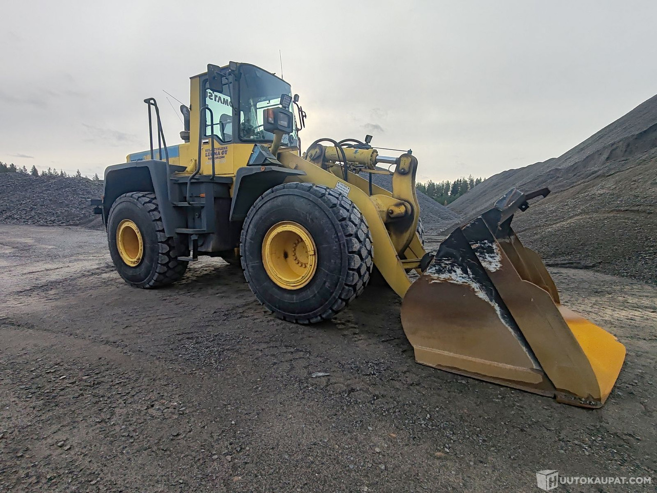 Wheel loader Komatsu WA380-3H pyöräkuormaaja, 1995, Alajärvi: picture 1