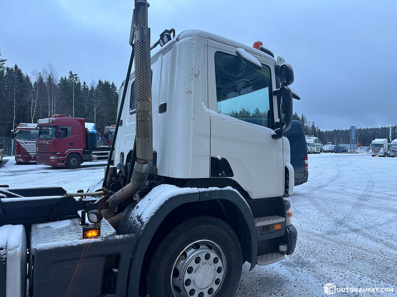 Scania P420, 2006, 1,180,000 km, Pirkkala - Hook lift truck: picture 3 Scania P420, 2006, 1,180,000 km, Pirkkala - Hook lift truck: picture 3