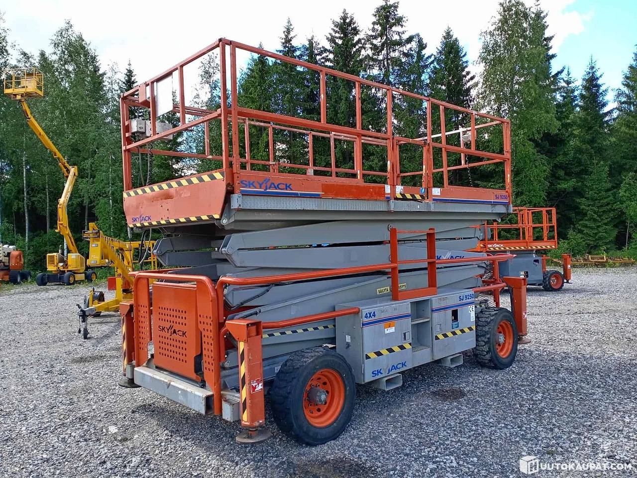 Skyjack SJ 9250 4x4 scissor lift, Inspected!, 2008, Hollola - Scissor lift: picture 1 Skyjack SJ 9250 4x4 scissor lift, Inspected!, 2008, Hollola - Scissor lift: picture 1