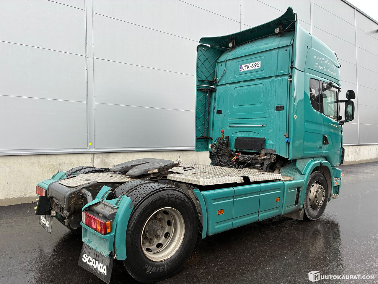 Scania R124 LA4X2NA 420, 2000, Vantaa - Tractor unit: picture 5 Scania R124 LA4X2NA 420, 2000, Vantaa - Tractor unit: picture 5