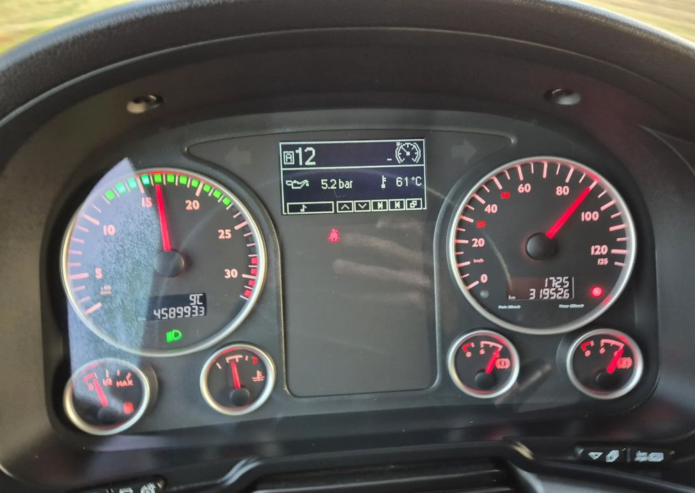 MAN TGL 12.250 6.2m 7.6m HAK AUTOMAT KLIMA 12000kg ESP EURO 6 mega / TOP STAN / okazja nauka jazdy MOŻLIWOŚĆ DOSTOSOWANIA elka - Curtainsider truck: picture 4 MAN TGL 12.250 6.2m 7.6m HAK AUTOMAT KLIMA 12000kg ESP EURO 6 mega / TOP STAN / okazja nauka jazdy MOŻLIWOŚĆ DOSTOSOWANIA elka - Curtainsider truck: picture 4